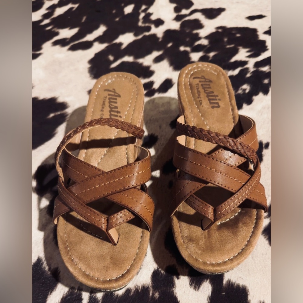 Wedges / Sandals